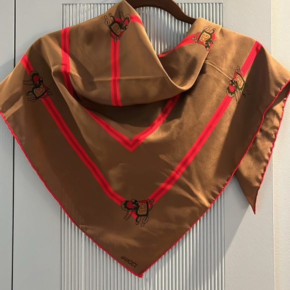 Vintage Gucci Saddle / Equestrian Motif Silk Scarf - Picture 6 of 6